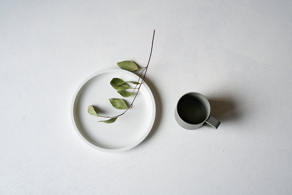2016/ Teruhiro Yanagihara Plate 200