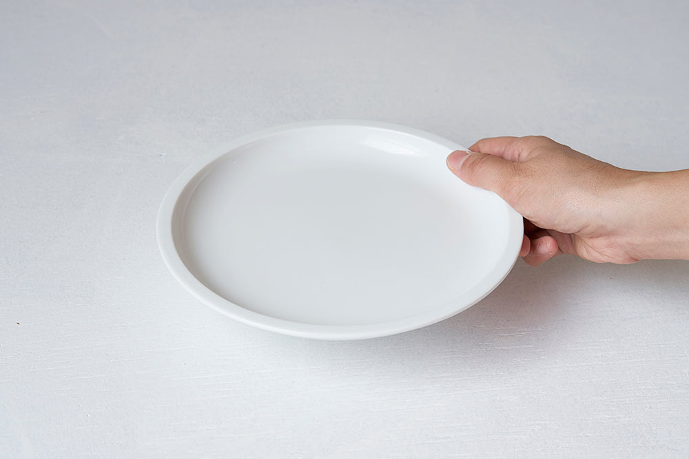 2016/ Teruhiro Yanagihara Plate 200