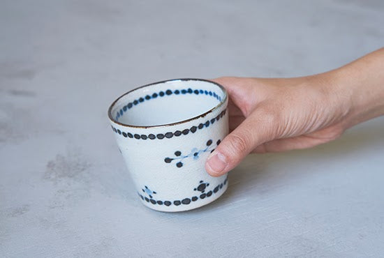 陶彩窯 小花文 蕎麦猪口 青