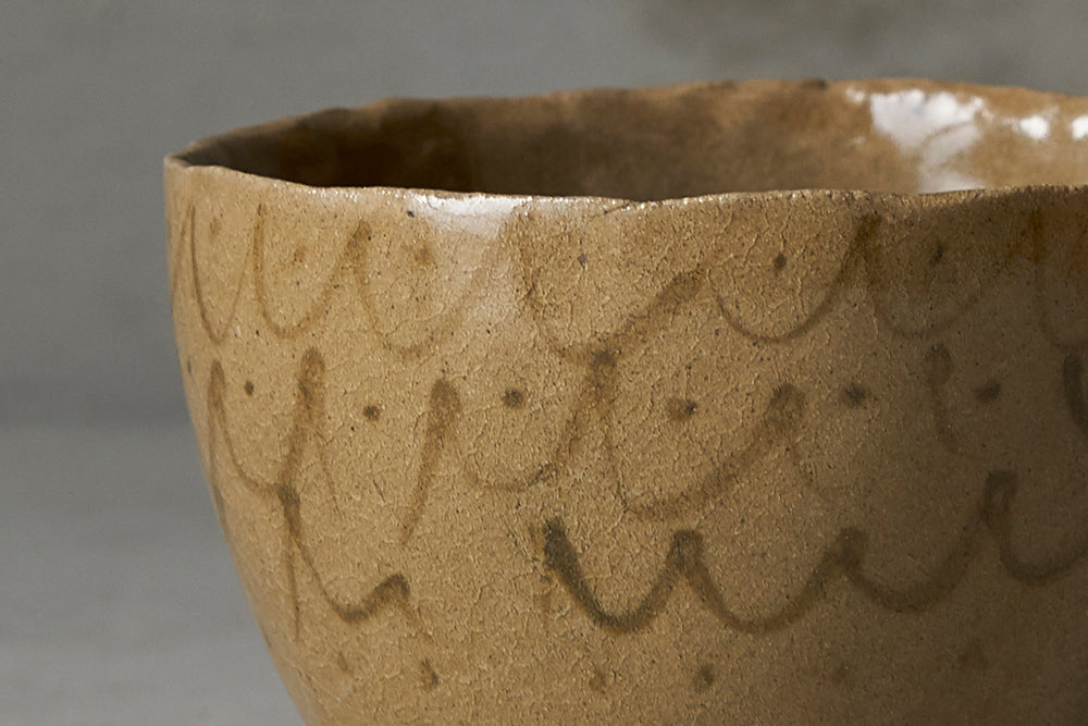 コーヒーのうつわ Tetsue -鉄絵碗/灰釉- by Hiromu Nagato